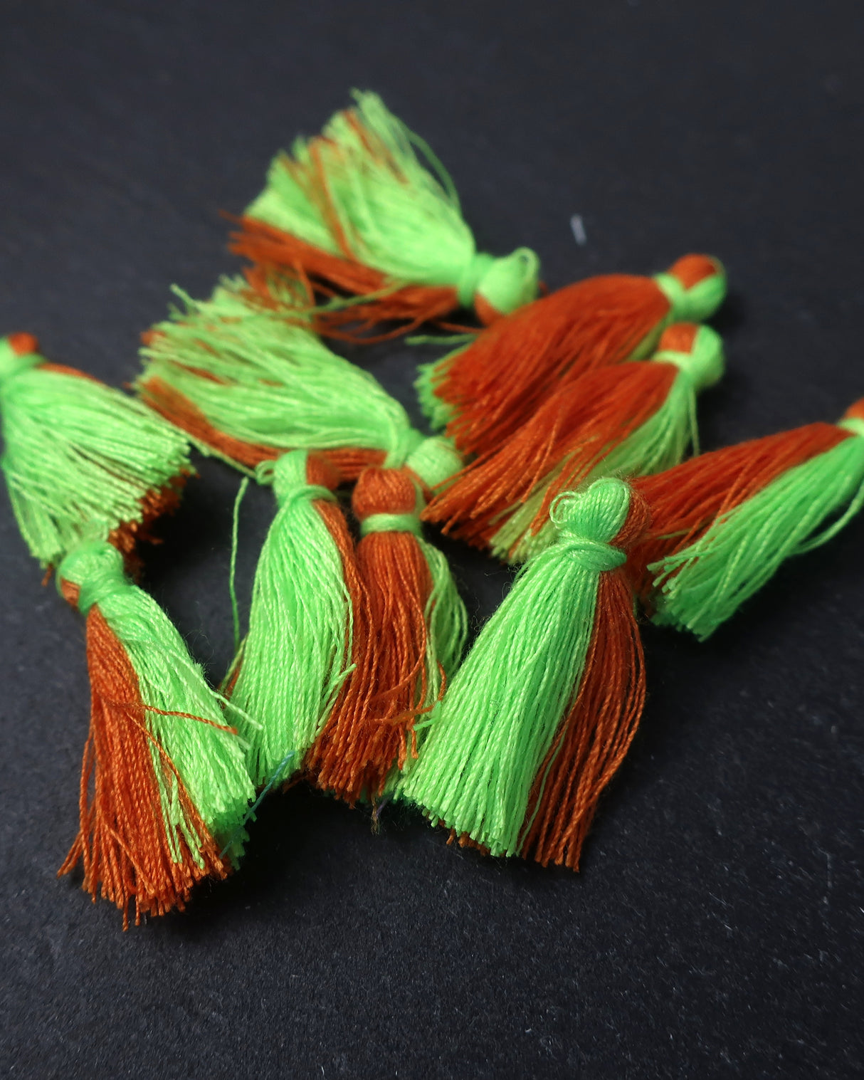Mini Duo Neon Green & Orange Tassels · 10 pack