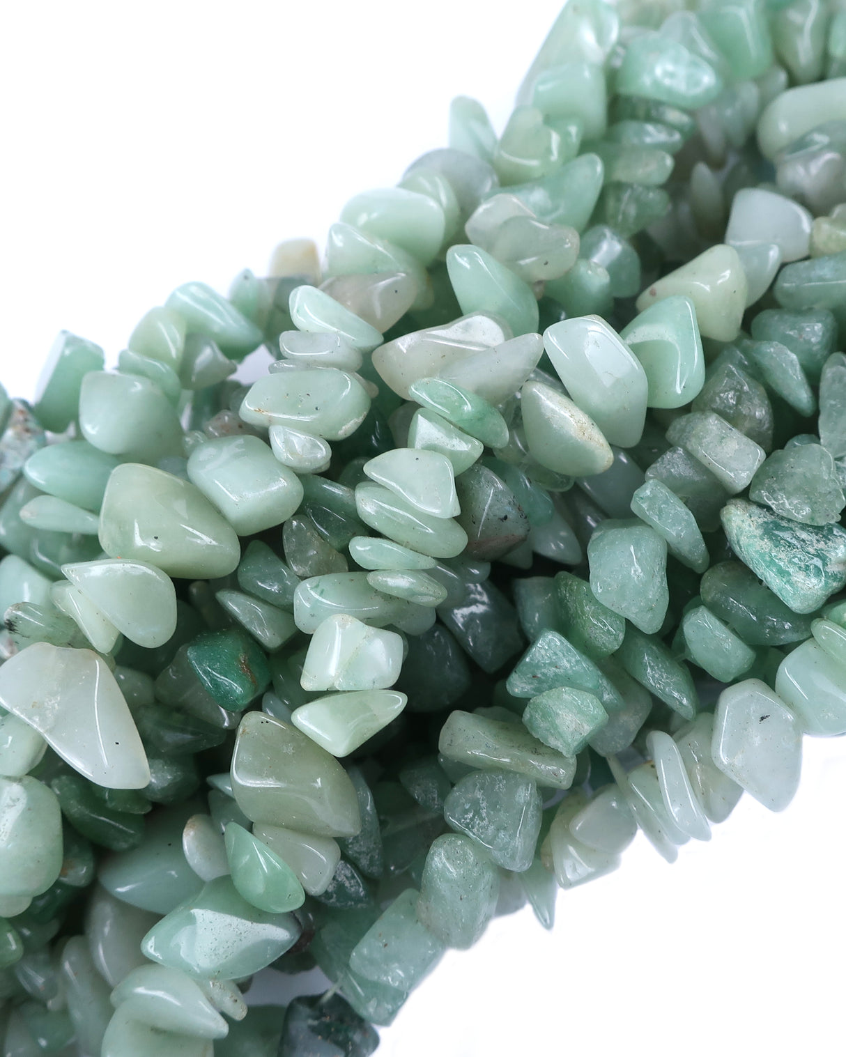 Medium Green Aventurine Chip Beads · 30" strand