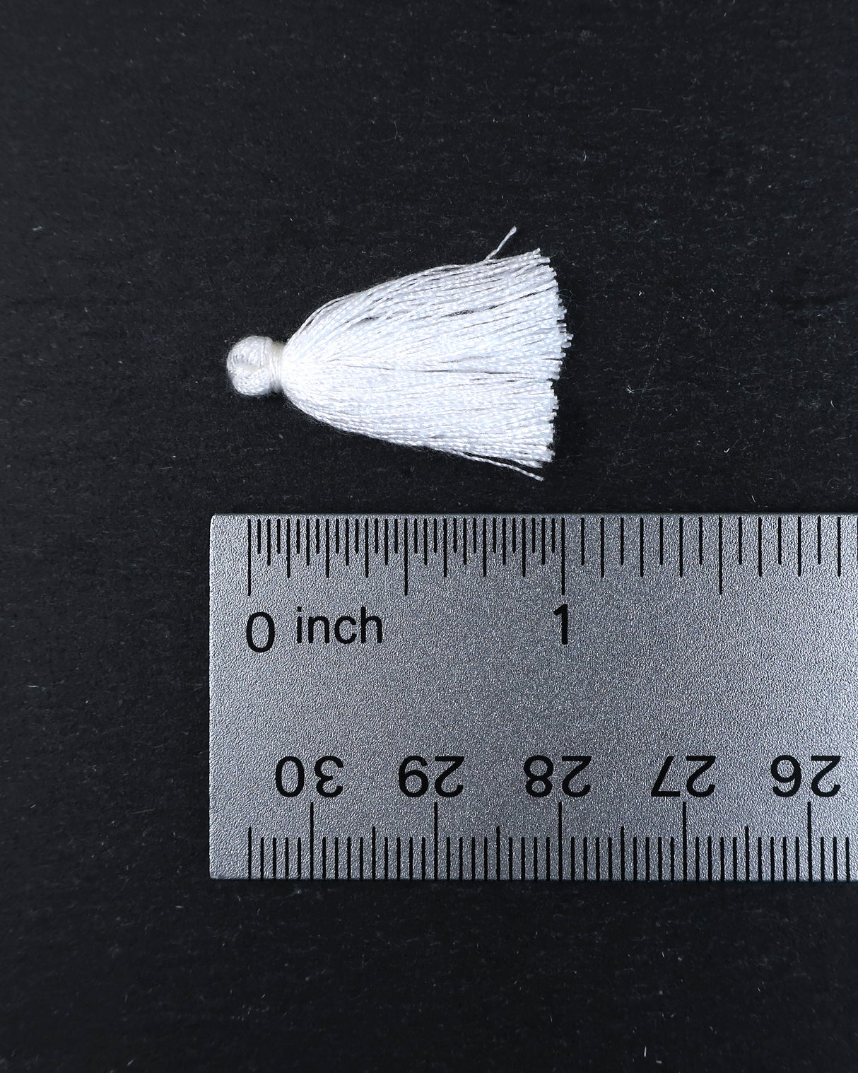 Mini White Tassels • 10 pack